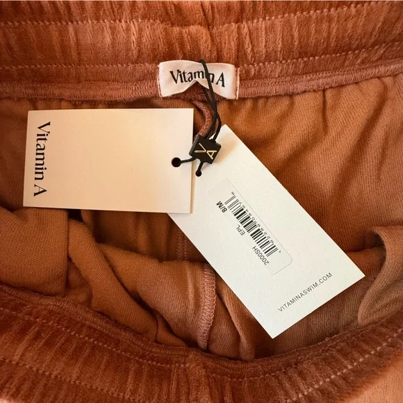 NWT Vitamin A Mari Cover Up Shorts in Latte Size 8 Medium - Picture 7 of 10